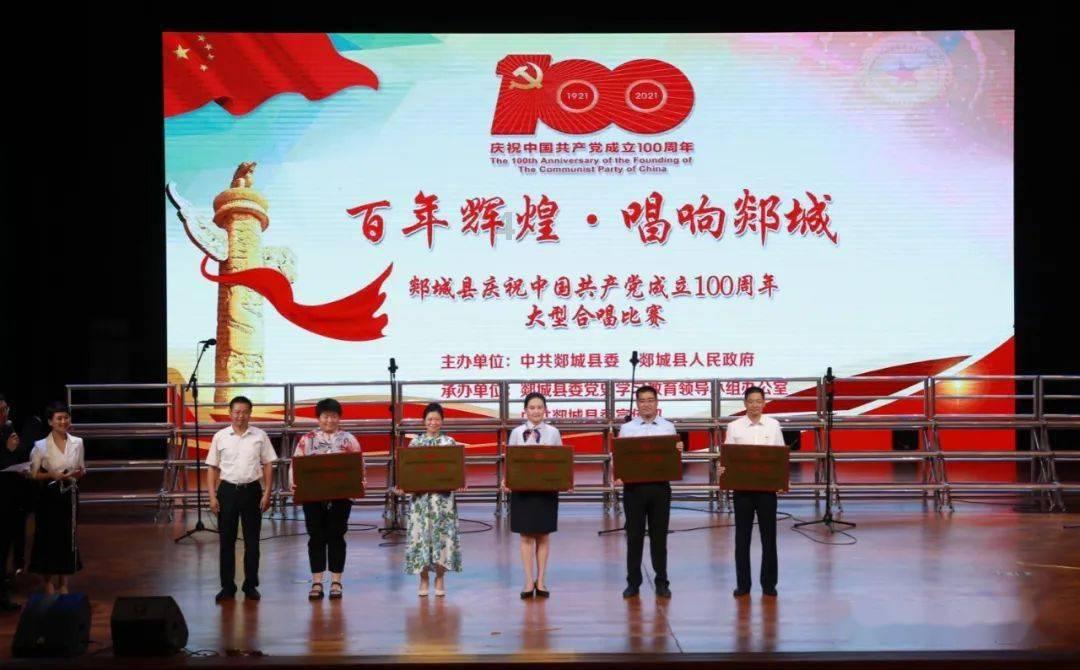 李玫瑾批评《繁花》引发热议,再次发文道歉,称将认真反思谨言慎评